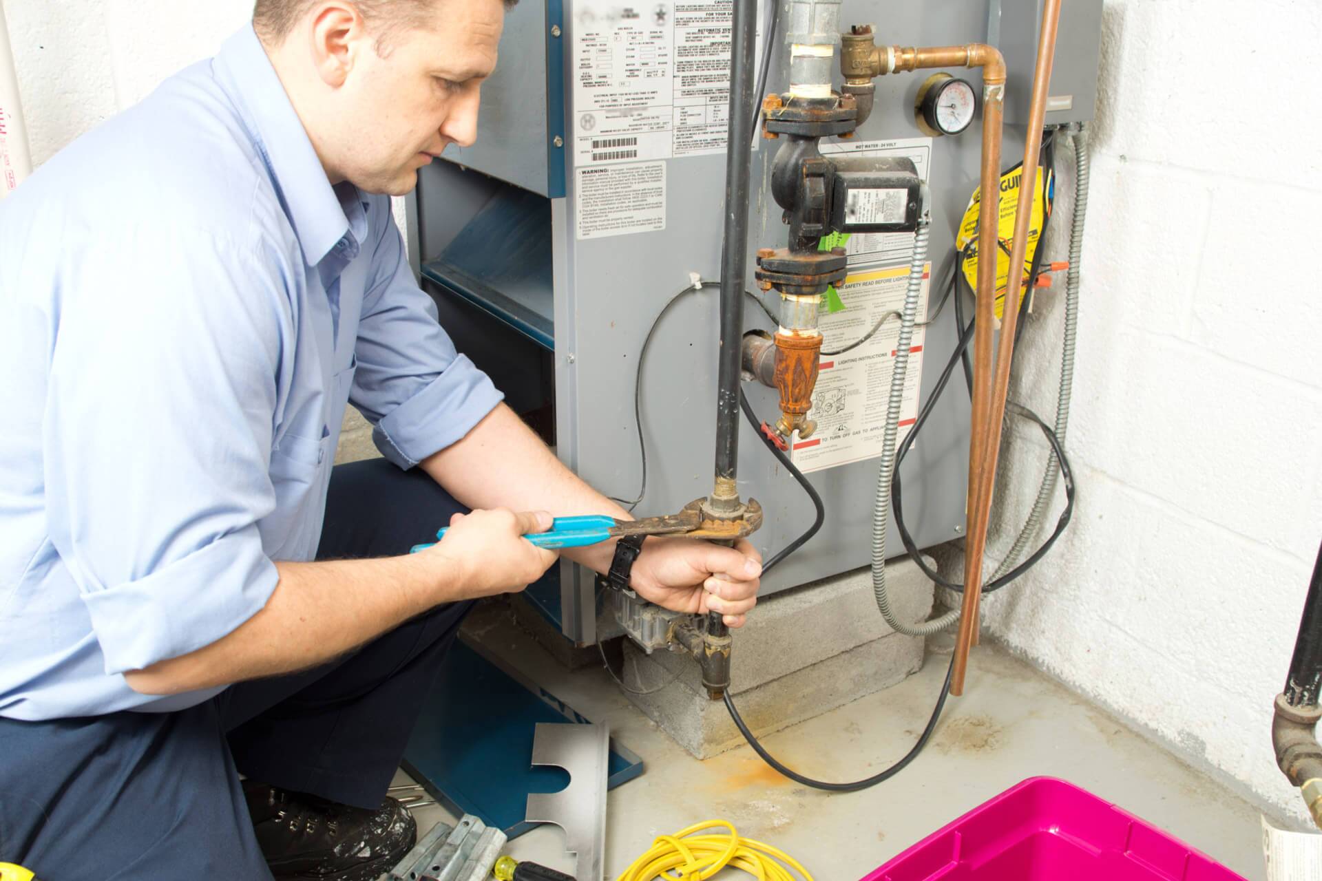 HVAC-Tech-Furnace-Repair